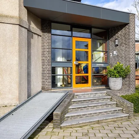 Bed & Breakfast De Tulpentoren
