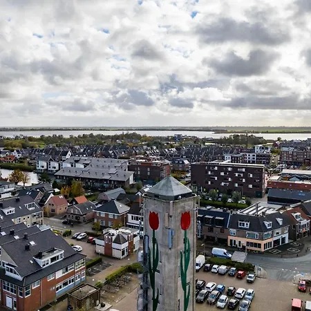 Bed & Breakfast De Tulpentoren